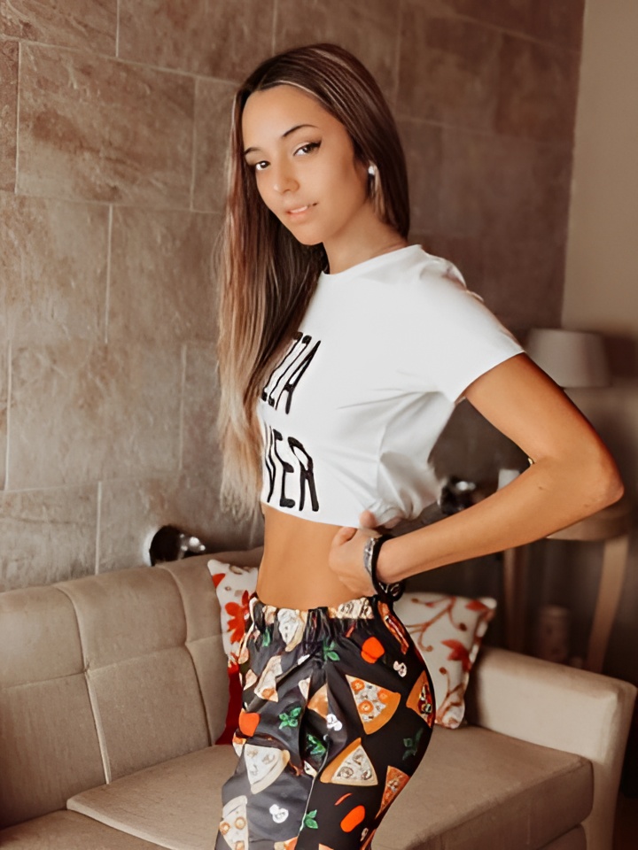 Катюша привлекальеная девушка из Игрим цена от 10000 руб