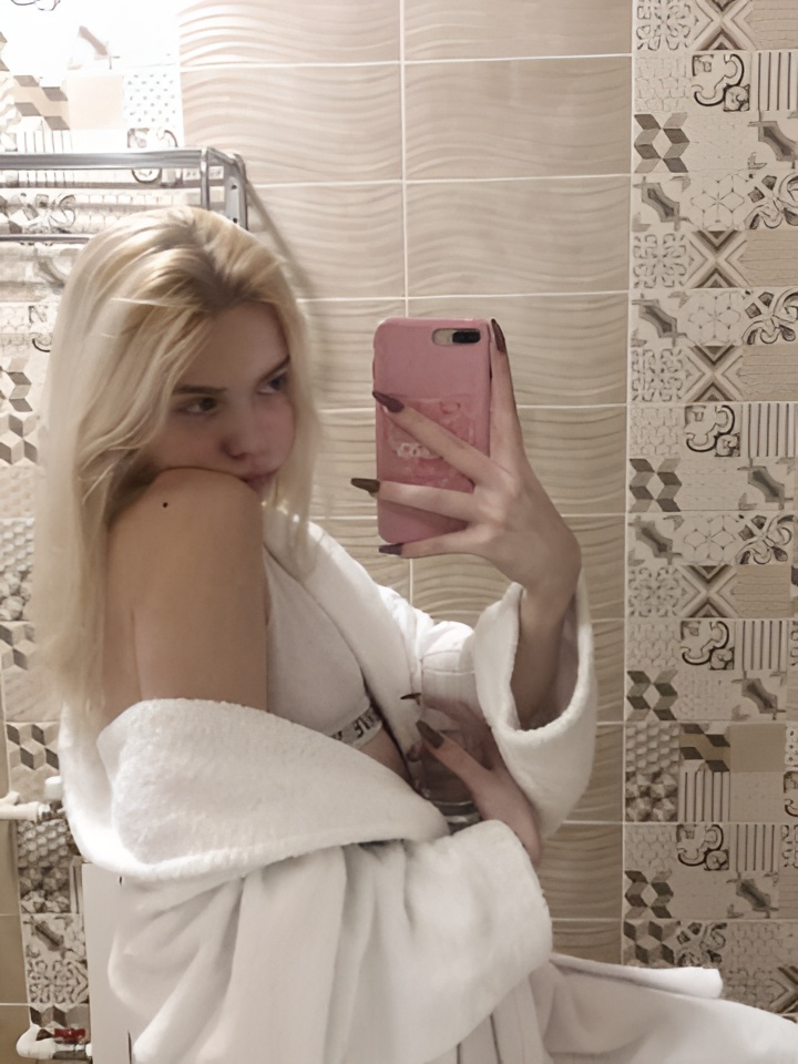 Светлана привлекальеная девушка из Игрим цена от 3000 руб