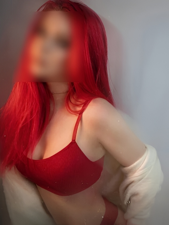 Виктория привлекальеная девушка из Игрим цена от 10000 руб