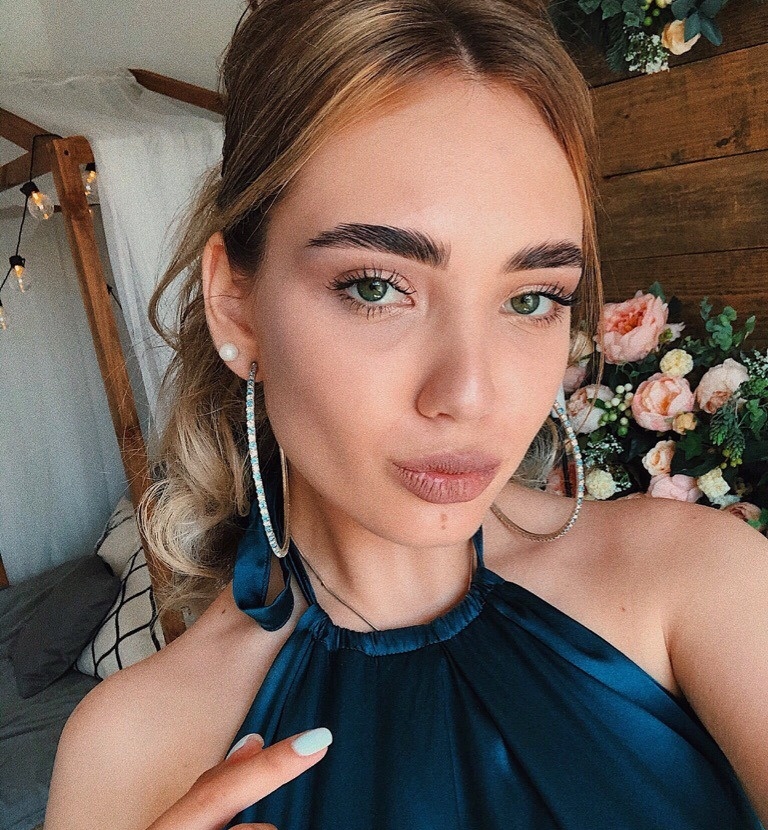 Ева привлекальеная девушка из Игрим цена от 3500 руб