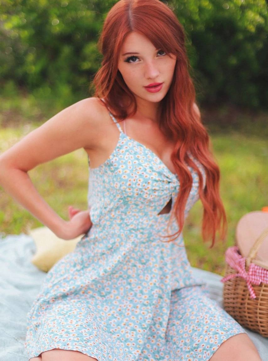 Эмма привлекальеная девушка из Игрим цена от 3000 руб