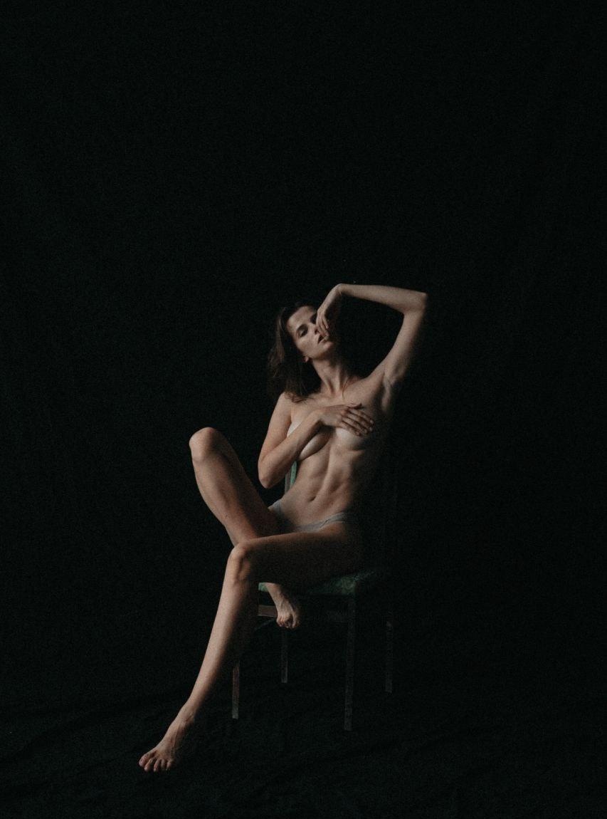 Донна привлекальеная девушка из Игрим цена от 10000 руб