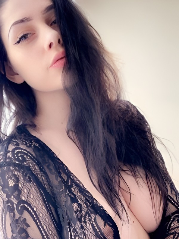 Лея привлекательная девушка из Игрим цена от 10000 руб