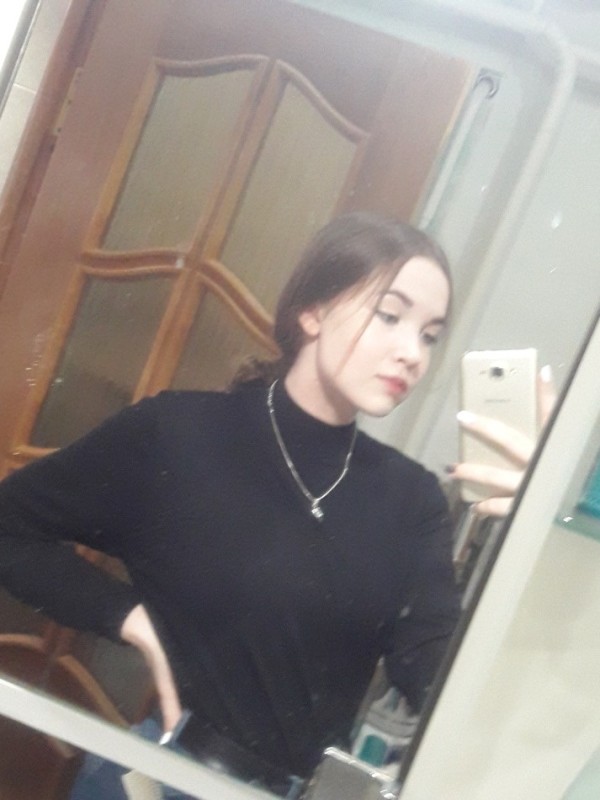 Лиза привлекательная девушка из Игрим цена от 3000 руб