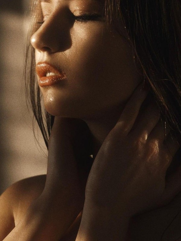 Ангелина привлекательная девушка из Игрим цена от 8000 руб